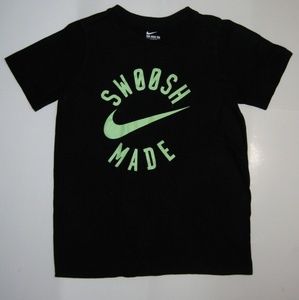 Boys Nike Brand Shirt. Size M